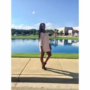 Meet your Posher, Ana